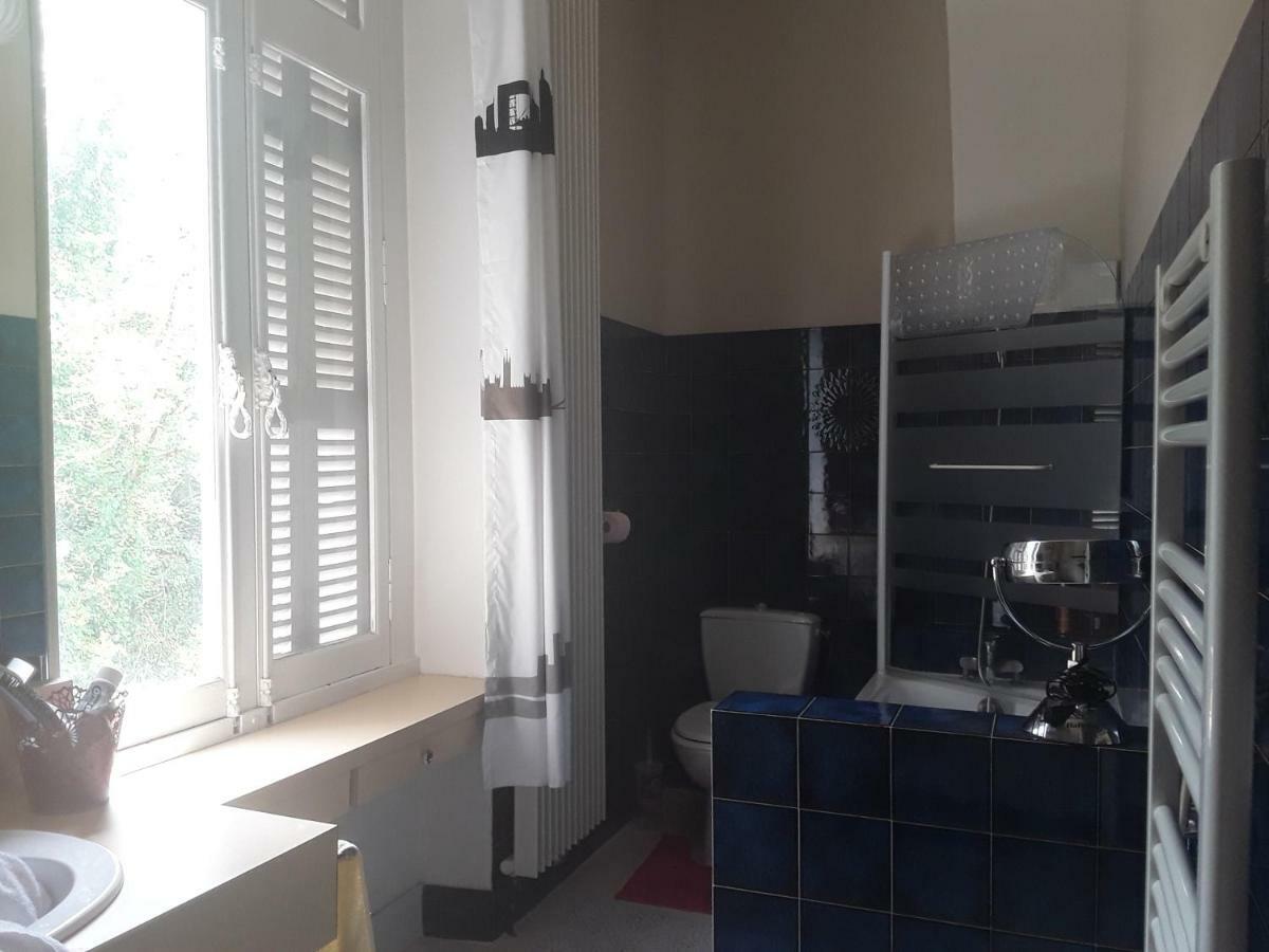 מלון Airvault Le Manoir Sequoia מראה חיצוני תמונה